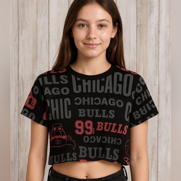 NBA Tops - NWT NBA Chicago Bulls Crop Allover Logo Tee Size XS